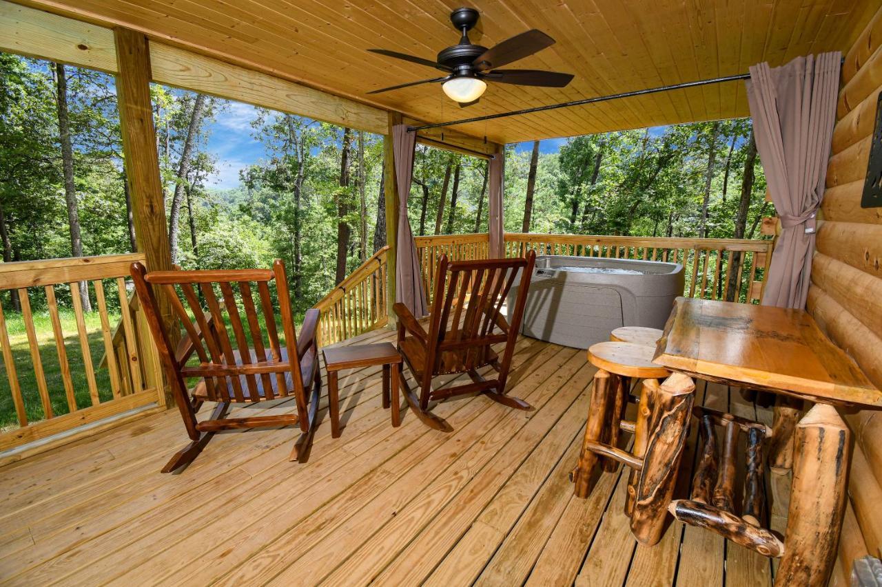 Gatlinburg - Honeymoon Hideaway Vila Exterior foto